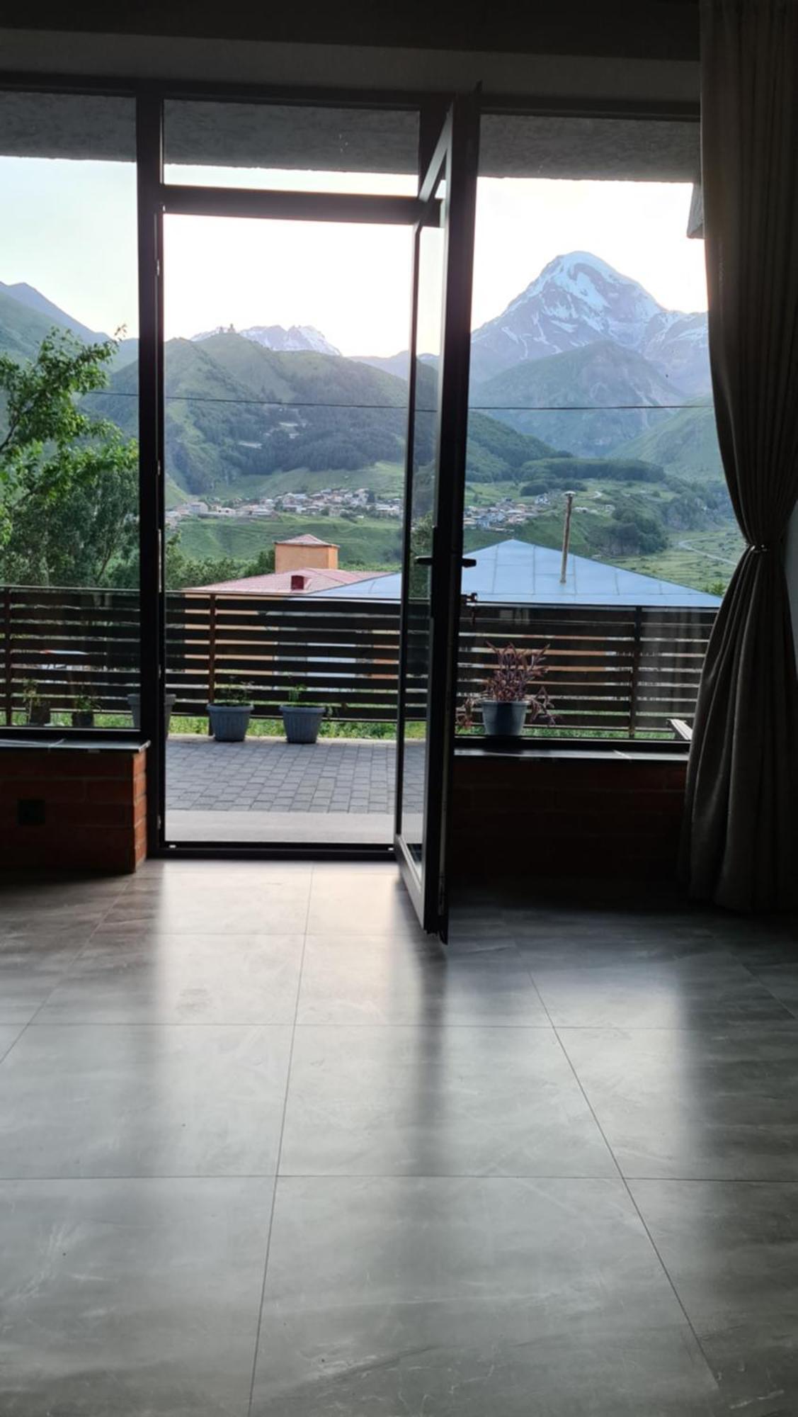 Best View Kazbegi Luaran gambar
