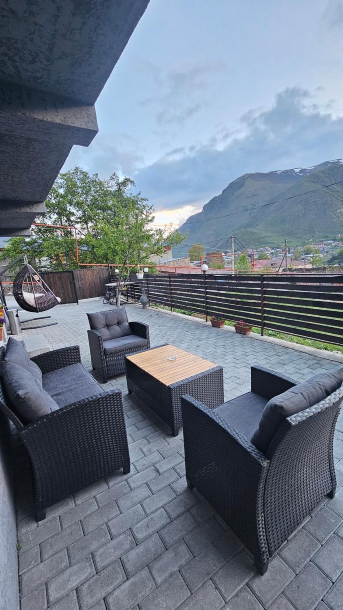Best View Kazbegi Luaran gambar