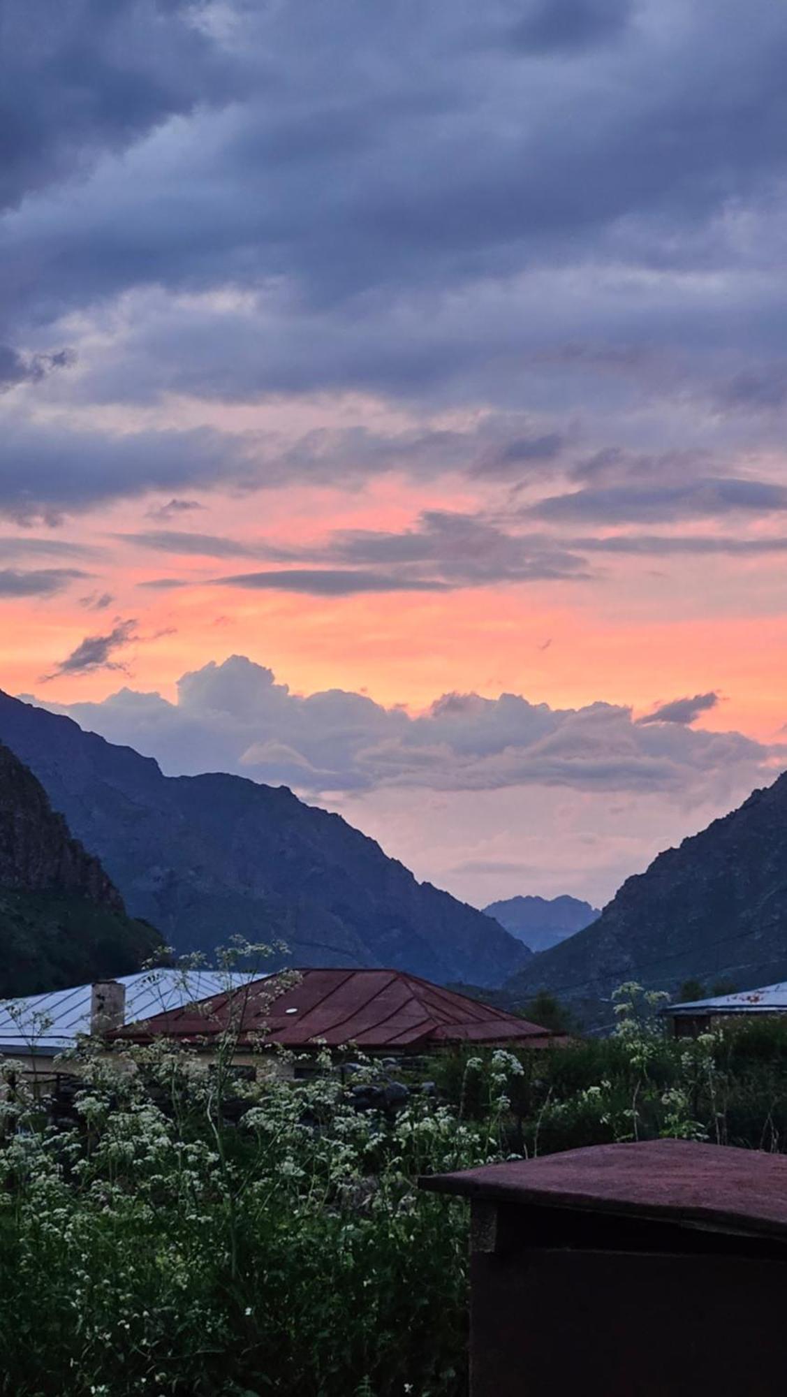 Best View Kazbegi Luaran gambar
