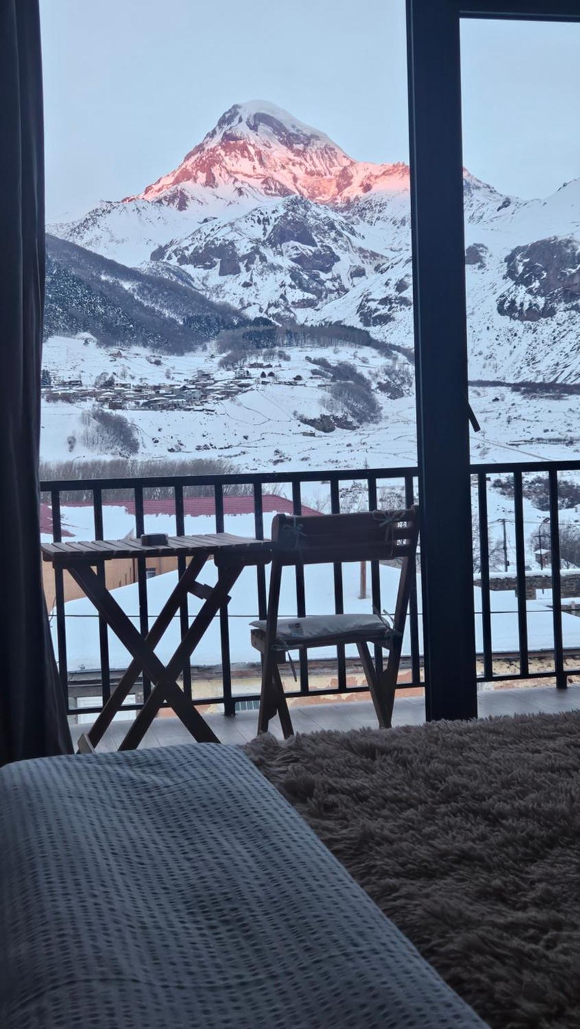 Best View Kazbegi Luaran gambar